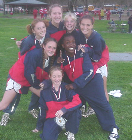girls varsity at LF 01