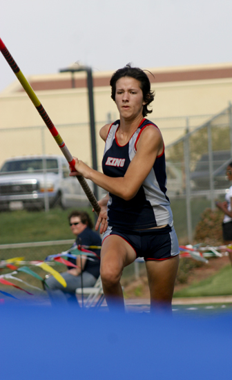 coggins vaulting 2009