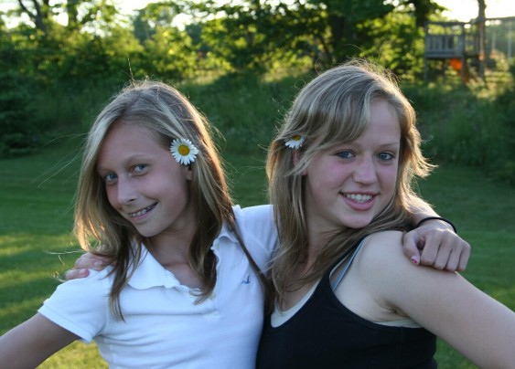 2007 claire and kristy-1