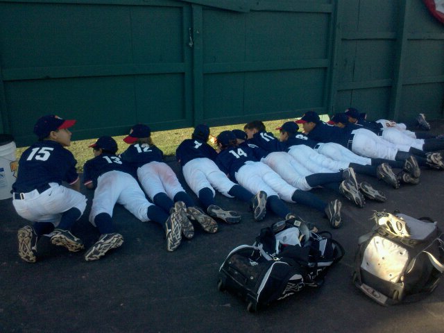 10u rattlers lookin under fence
