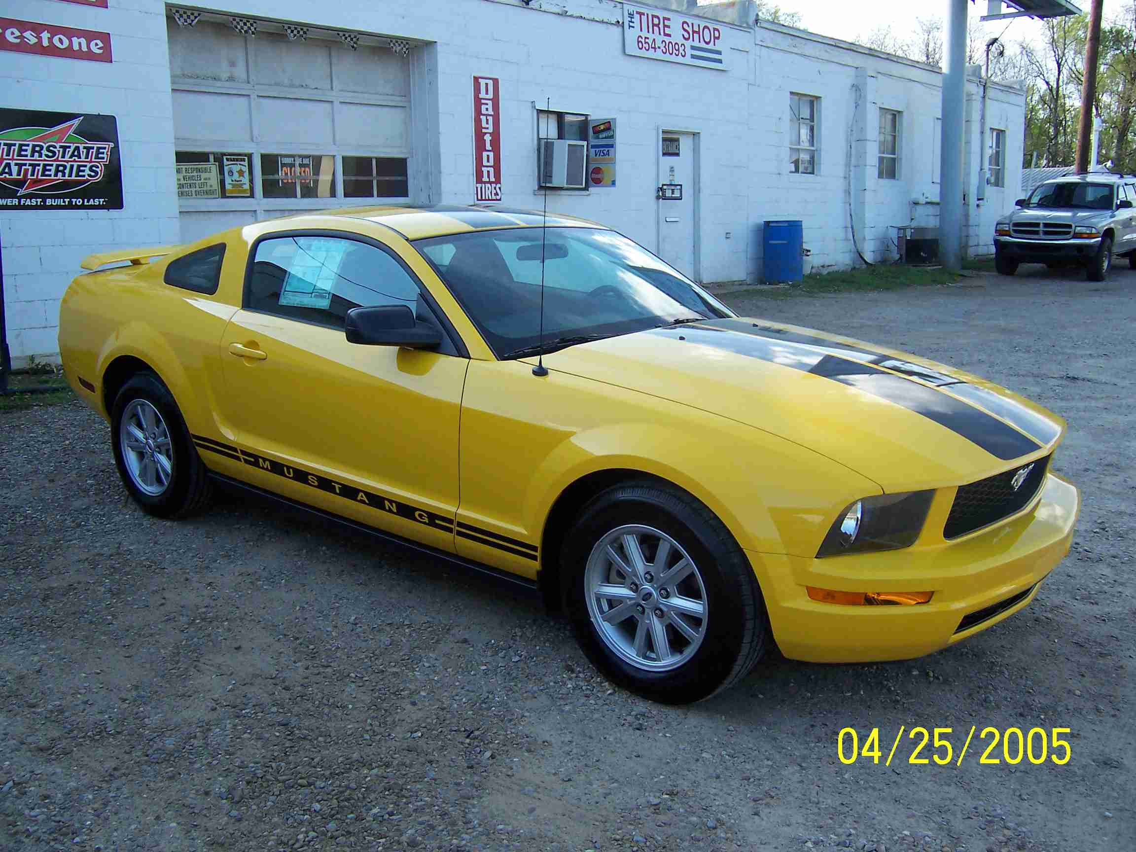 05 ford mustang s