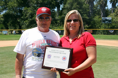 Ame Durbin volunteer of the year 400px.jpg
