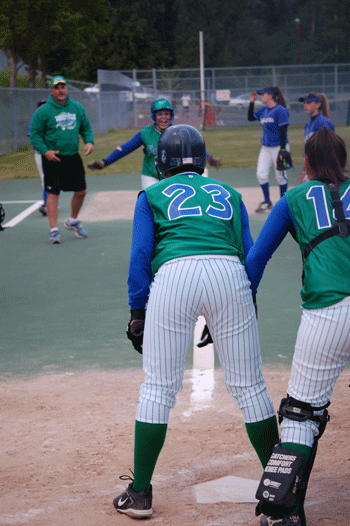 Lindsey scores!