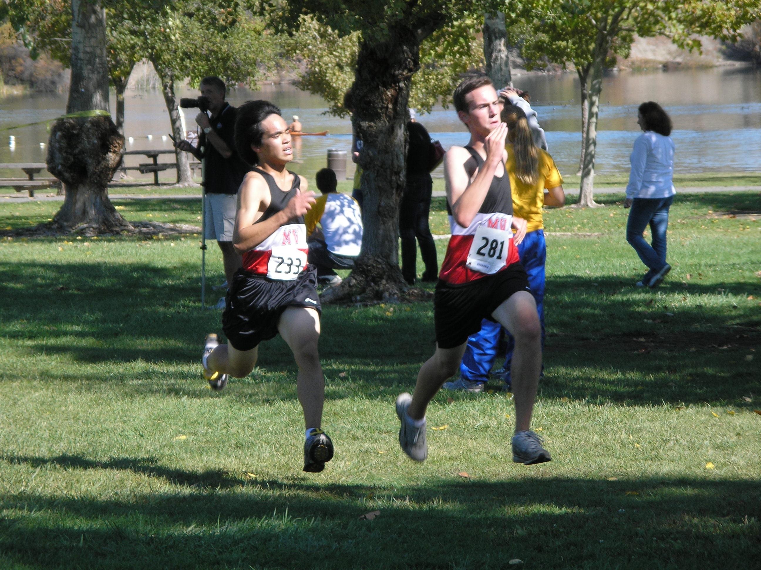 Buesa and Ten Elshof at Tri Vly