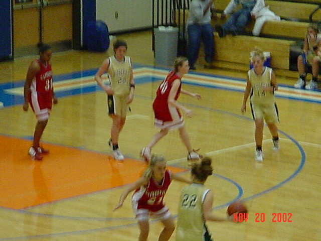 Laura looks for open man vs. Gainesville
