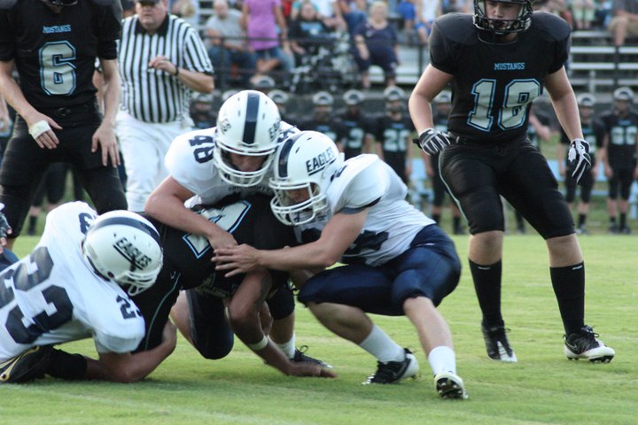 s griffin, c albin, tackle CBowl.jpg