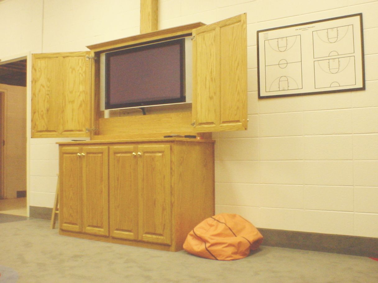 GLENDALE LOCKERROOM #101