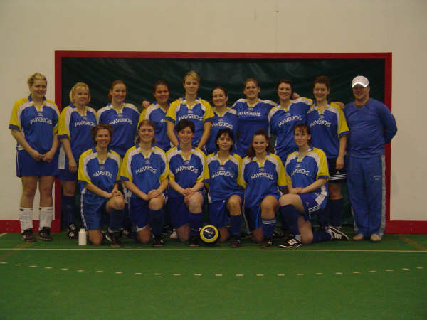 Indoor 2005 Team Pic