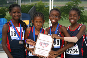 bantam girls 4x400