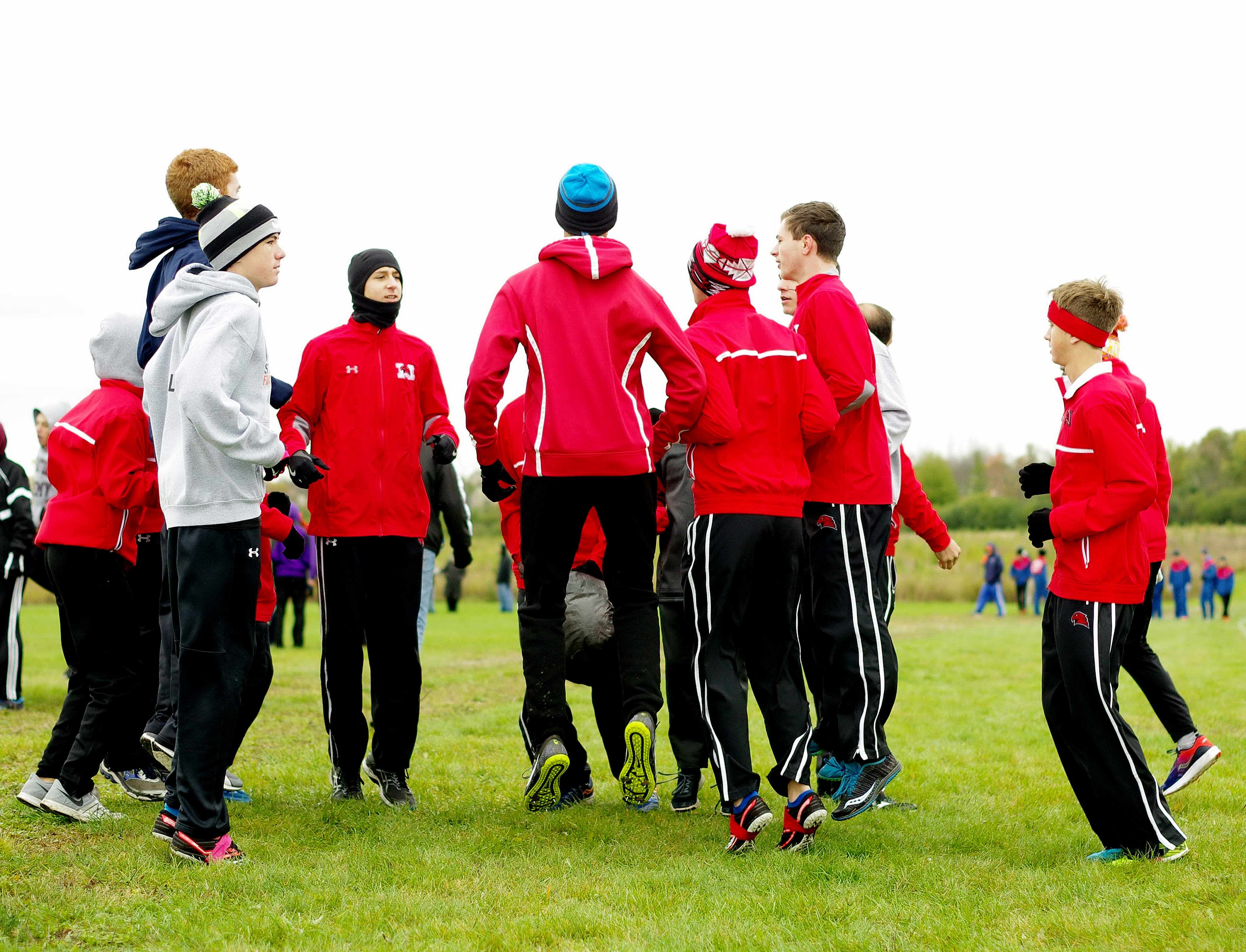 MaristSecTeamHuddle051