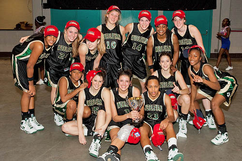0809 SCD_Team with trophy