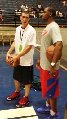 COACH POP AND CHRIS PAUL.jpg