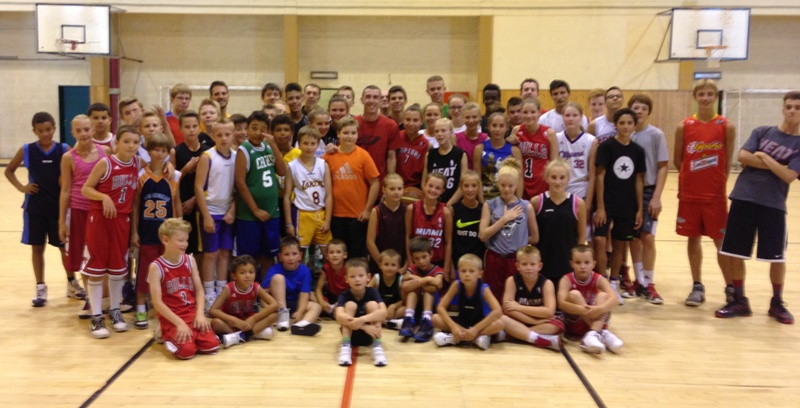 group pic belguim.jpg